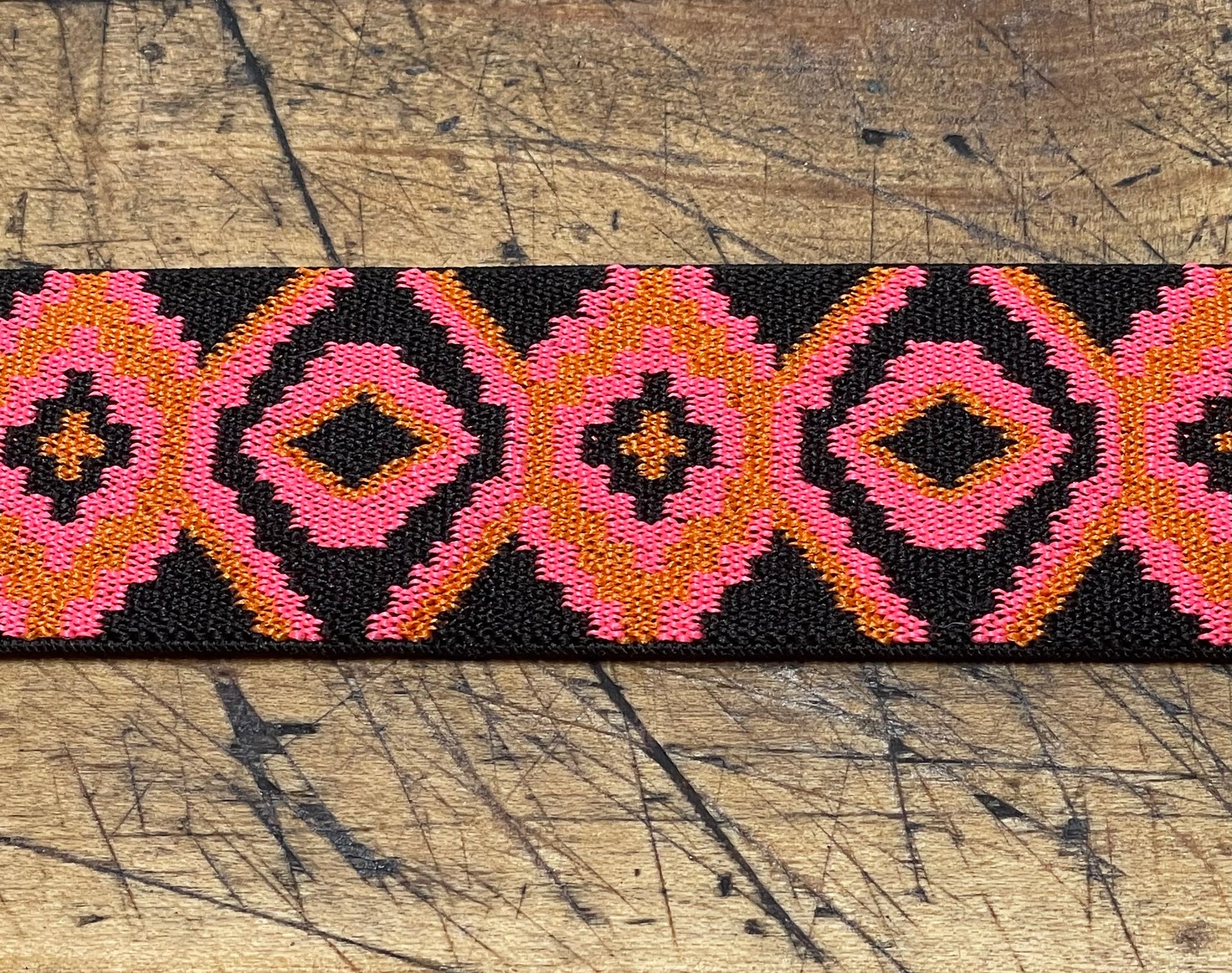 G Strap Designs - Welding Hood Replacement Strap Color Pink and Black Diamond