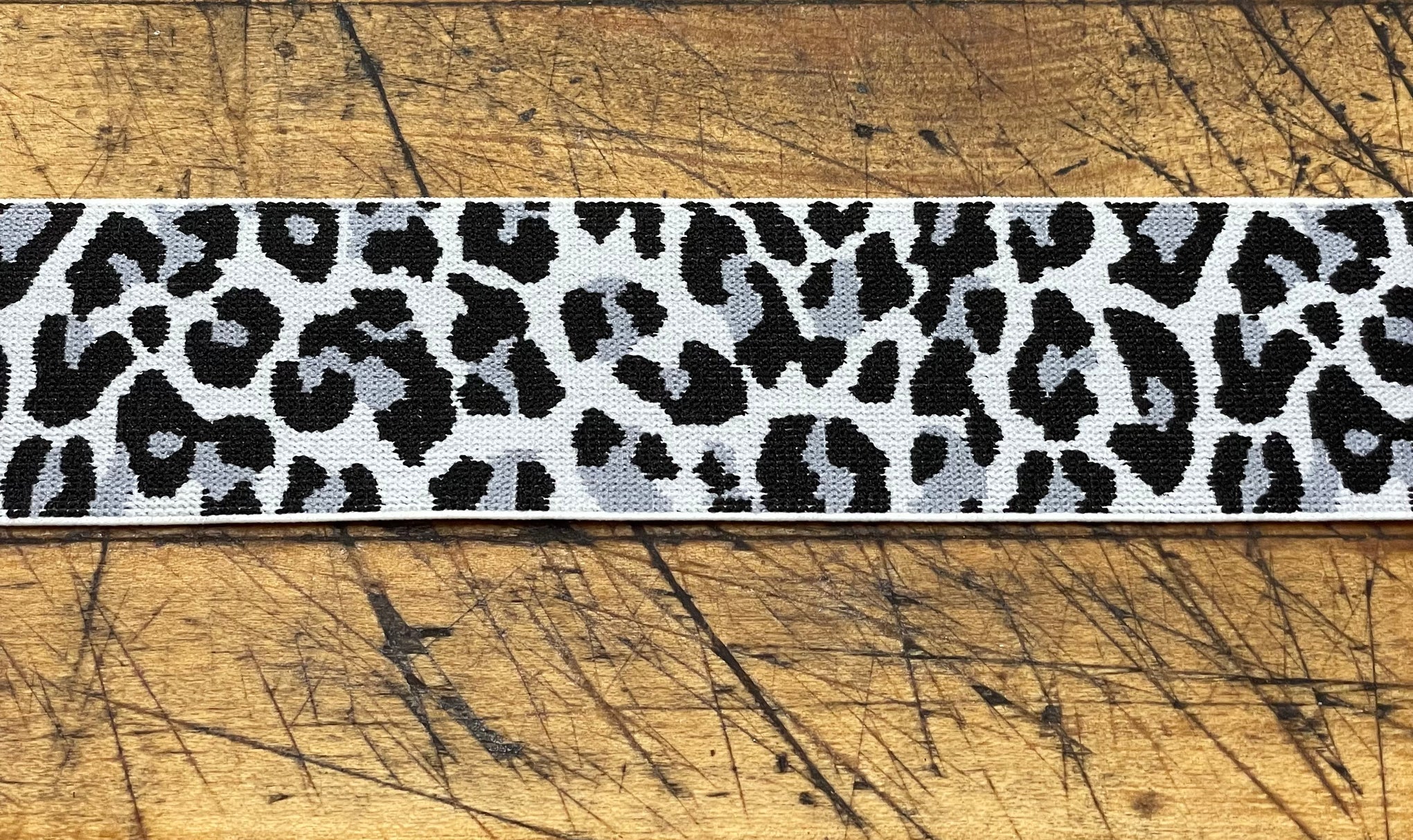 G Strap Designs - Welding Hood Replacement Strap Color White Leopard Print