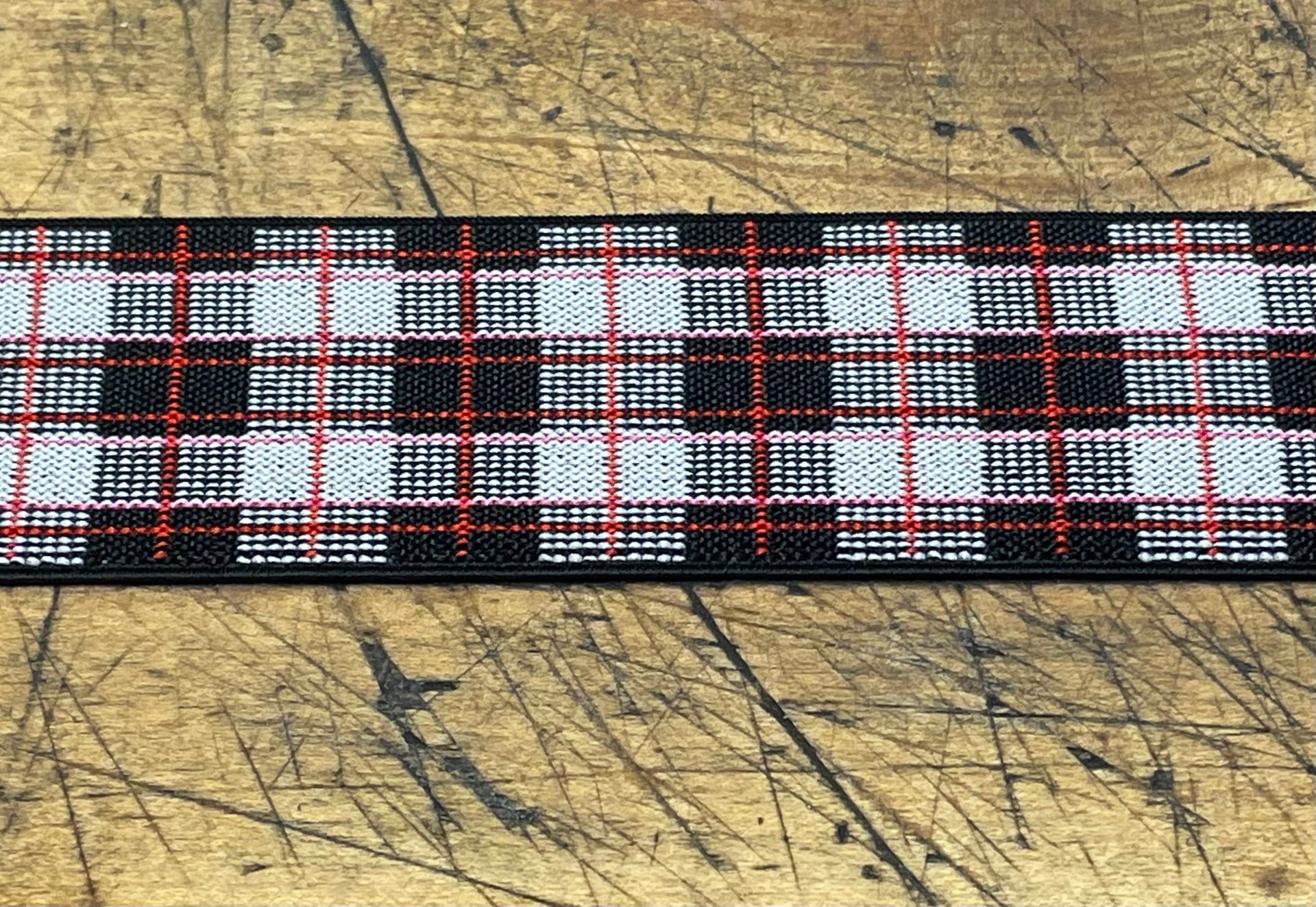 G Strap Designs - Welding Hood Replacement Strap Color Burberry Red Pattern